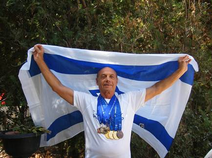 Israel Masters Swimming שחיין החודש של חודש ינואר - יקיר ראובן 
